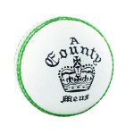 A024 Readers Count Crown White Cricket Ball