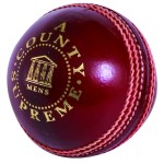 A030 Readers County Supreme A Cricket Ball